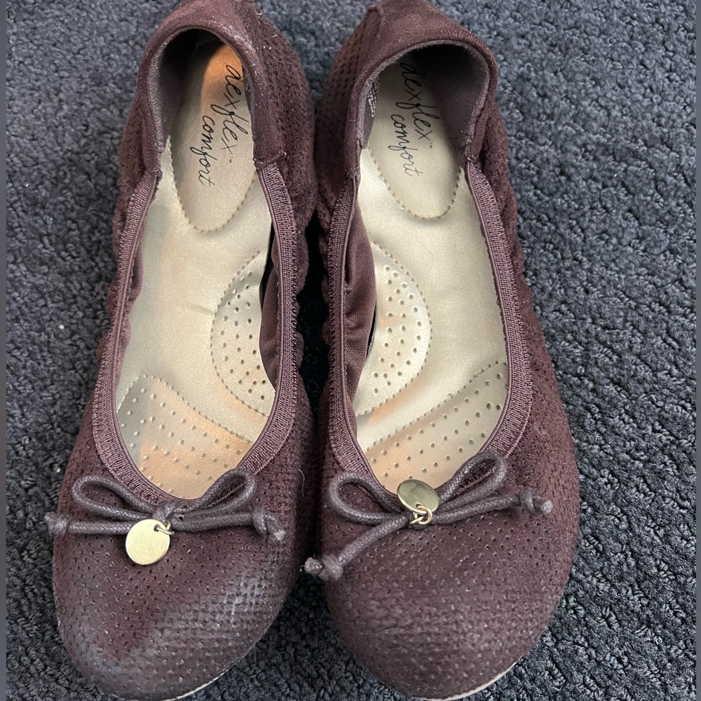 Dexflex Comfort Women's flats size 7.5